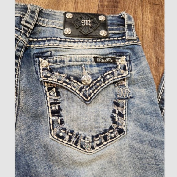 Miss Me Signature Boot Jeans Bootcut Stretch Denim style no: JY7037B - Picture 7 of 16